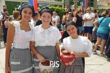  La chiquillería se purifica contra la pandemia en Lomo Magullo/Francisco Javier Santana.